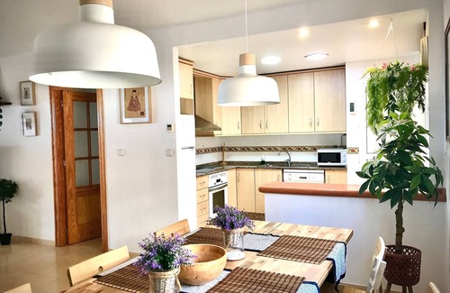 Los Geraeos Apartment | Cozy Apartment with Sea Views, Pool & Pet-Friendly Stays
