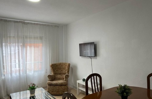 Palomeras Bajas Apartment | Inviting 3-Room Apartment in Buenos Aires with Kitchen