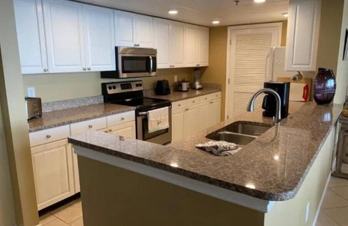 Long Beach Condo | Beachfront Bliss with Pool and Spa at Long Beach Resort