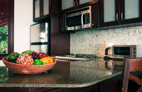 Boca Corona Apartment | Beachfront Suite with Magnificent Views - Golden Cowry