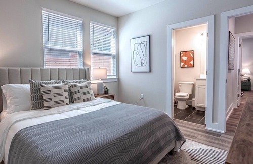 North University House | Spectacular Brand-New Triplex w/ 6BRM