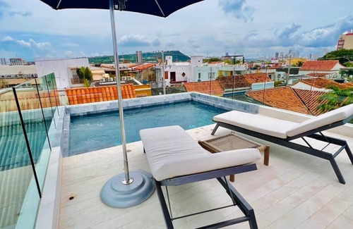 Chino House | Elegant Home in Historic Downtown San Diego with Spa
