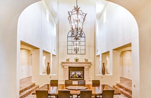Kenwood House | Spectacular five-acre estate w/ private pool, washer/dryer, and EV charger