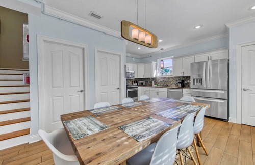 Bahama Beach House | Idyllic Gulf View Beach House with Private Pool & Oceanfront