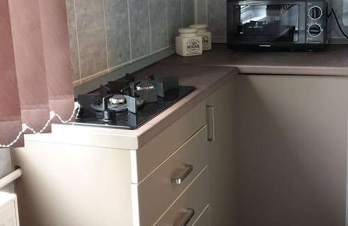 Ploiesti Apartment | Exceptional Home in Ploiesti with Spa and Hot Tub