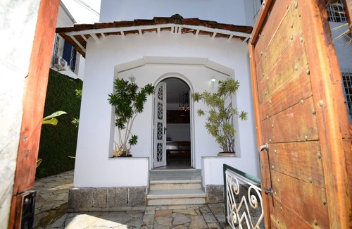 Jardim Botanico House | Spacious House in a Safe Neighborhood with Private Pool