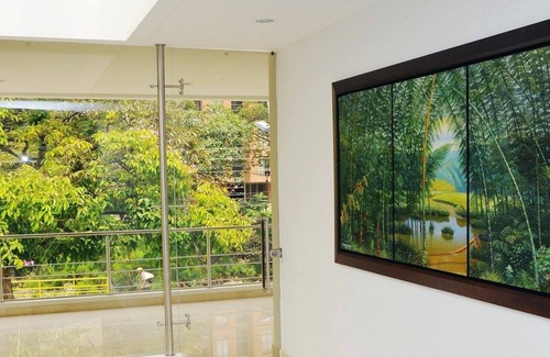 Cali House | Relaxing Retreat with Private Pool & Spa Amenities