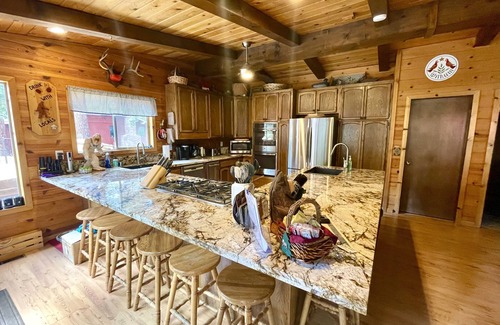 Upper Kingsbury House | Family Friendly Mountain Retreat Near Heavenly Tahoe Trails