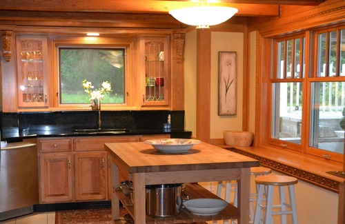 Friendship House | Oceanfront Retreat in MidCoast Maine with EV Charger