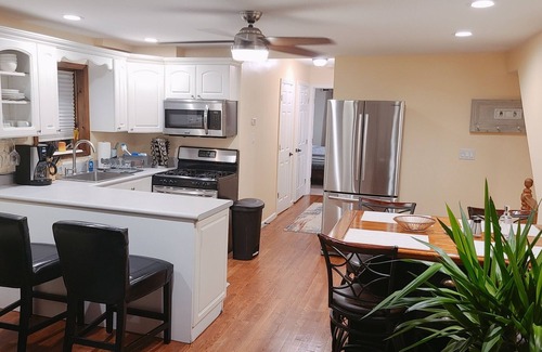 Highlands Apartment | Stunning Oceanfront Retreat with Renovated 2BR & Pool