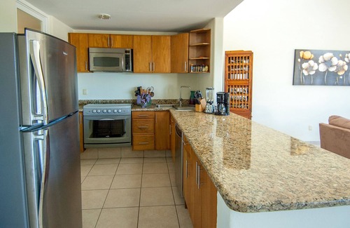 P Chahue Condo | Ocean View Condo with Pool & Spa | Cruz Del Mar, Rated 9.8