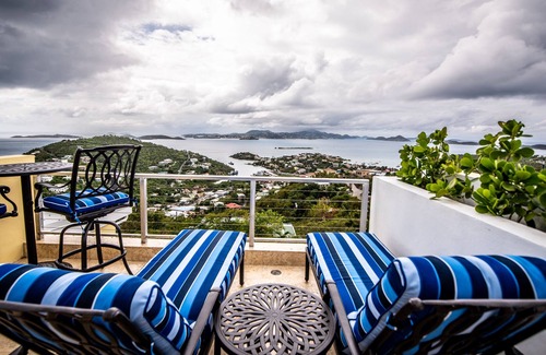 Estate Bethany Villa | Spectacular Sunsets and Ocean Views in Brand New 2 Level Villa & Rooftop Terrace