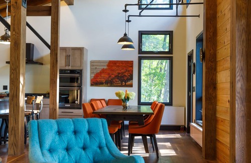 Burdett House | Unforgettable Sunsets in a Private Oasis with Pool Access