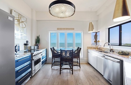 Beach Lagoon Villa | Oceanfront Condo with Breathtaking Views and Pool Access