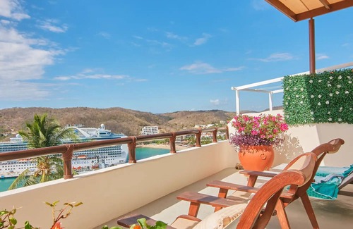 P Chahue Condo | Oceanfront Penthouse with Spectacular Views & Top Amenities