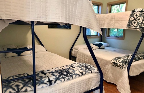Sandpoint House | Experience Breathtaking Views & Pet-Friendly Amenities!