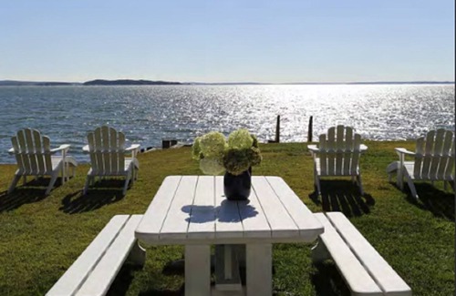 Silver Beach House | Ocean View Retreat on Shelter Island - Guest Rated 10/10