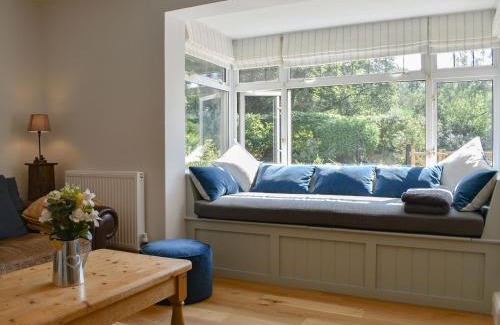 New Forest District House | Family-Friendly Retreat at Speedwell Cottage – Pet Welcoming!