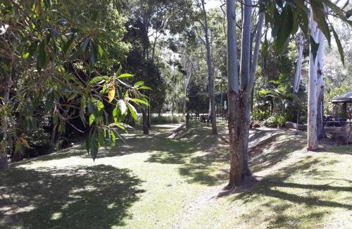 Speewah Hotel | Inviting Speewah Country Tavern: Pool, Breakfast & More