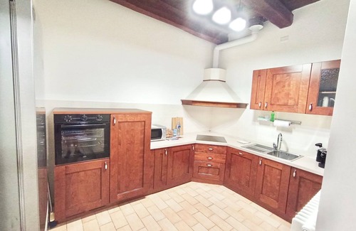 Limiti Villa | Family-Friendly Retreat at Spello By The Pool with BBQ & More