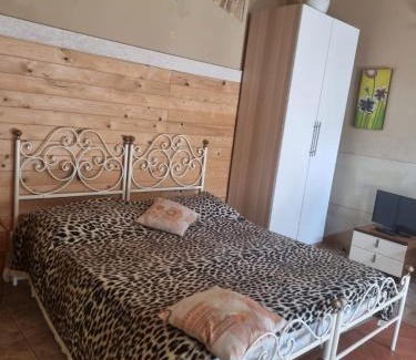 Spoltore Apartment | Cozy Child-Friendly SPELTAUR B&B for Your Next Getaway