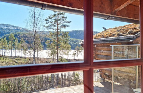 Dølemo House | Reconnect with Nature at a Cozy Vacation Home Retreat