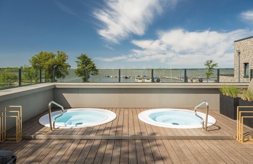 Lembruch Apartment | Enjoy an Entertaining Stay at Marissa Ferienpark Dümmer See!