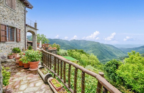 Comano House | Unforgettable Escape in a Family-Friendly Vacation Home