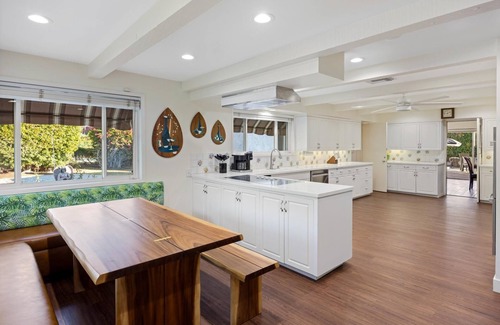 Uptown Design District House | Experience Fall in Palm Springs at Movie Colony Estate!