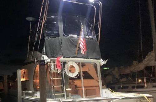 Cheboygan Boat Rental | Relax on Our 33-Foot Boat with Ocean Views