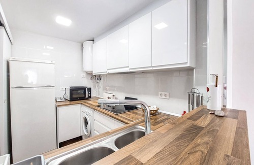 El Grau de Moncofa Apartment | Spend your next holiday in this charming holiday apartment, just a few steps from the beach.
