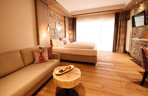 Weibersbrunn Hotel | Spessart-Lodge: Guest Rated 9/10 with Pet-Friendly Amenities