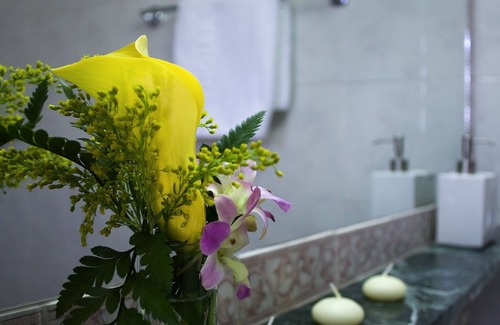 Spetses Hotel | Discover Spetses Hotel: 4-Star Stay with Family-Friendly Amenities