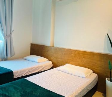 Bayan Lepas Apartment | Relax at Spice Arena Guesthouse with Pool & Family Fun