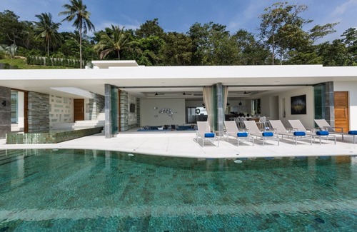 Maret Villa | Indulge in Five-Star Luxury at Spice Villa with Ocean Views