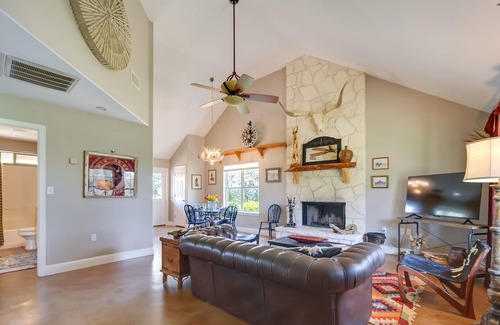 Paleface Homesteads Cabin | Top-Rated Spicewood Ranch Cabin with Deck & Barn Access