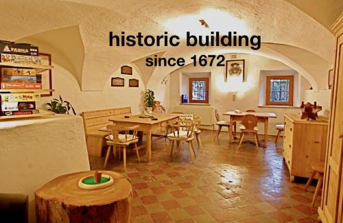 Nikolsdorf Hotel | Discover Hotel Tschitscher: Family-Friendly with Breakfast