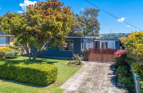 Kiama House | Discover SPINDRIFT: Oceanfront Retreat in Kiama!