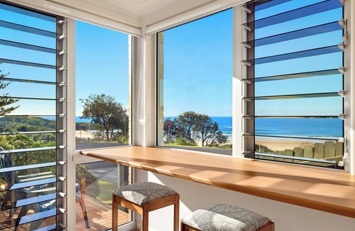Yamba Apartment | Cozy Spindrift Lowerdeck with Ocean Views and Beach Access