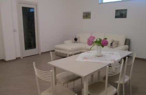 Spinetoli Bed & Breakfast | Spineola: Guest Rated 9/10 with Hot Tub & Breakfast