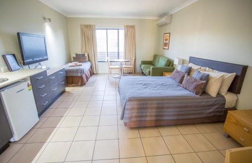 Townview Hotel | Discover Spinifex Motel & Serviced Apartments - 4 Star Comfort