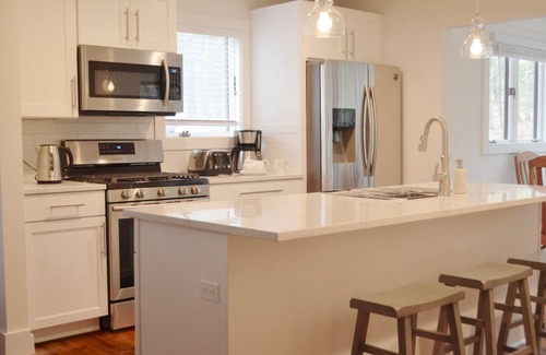 Tafton House | Relax at Spinnler Point Lake House with Boat Slip Access