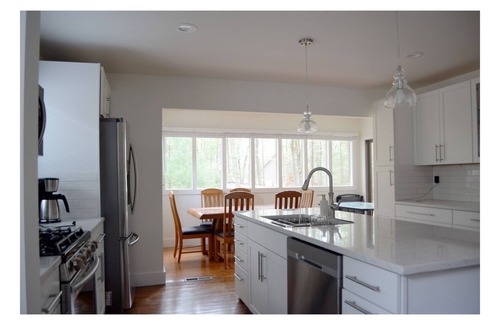 Tafton House | Relax at Spinnler Point Lake House with Boat Slip Access