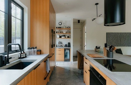 Forestburgh Cabin | Modern Lakefront Spirit Cabin with Pool, Sauna & Hot Tub