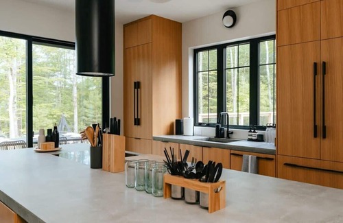 Forestburgh Cabin | Modern Lakefront Spirit Cabin with Pool, Sauna & Hot Tub