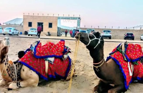 Kanoi Other | Pet-Friendly Spirit Desert Camp with Hot Tub & Kitchen