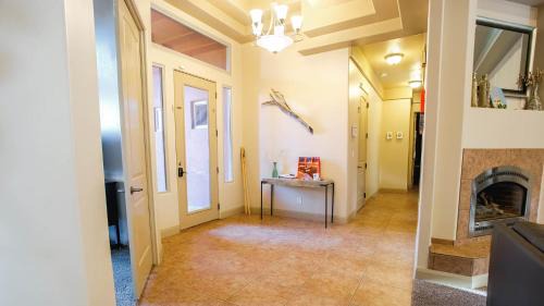 Kanab House | Spirit of the Rock Large Vacation Home in Kanab
