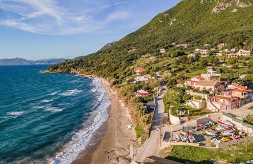 Skala Apartment | Spiros amazing BEACH HOUSE