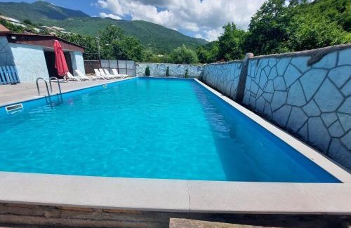 Ijevan House | Oceanfront Retreat at Spitak Tun with Pool & Breakfast