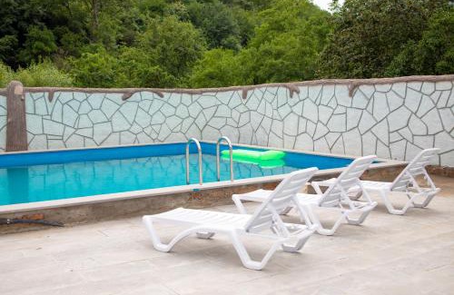 Ijevan House | Oceanfront Retreat at Spitak Tun with Pool & Breakfast